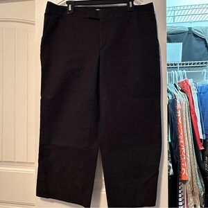 Liz Claiborne 🖤 Audra Cropped Pants
